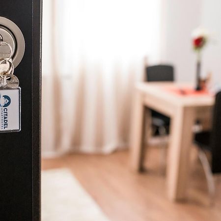 Citadel Aparthotel 加拉茨 外观 照片